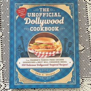 The Unofficial Dollywood Cookbook - Blue